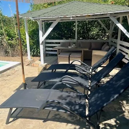 Garden Oasis Carloviţ